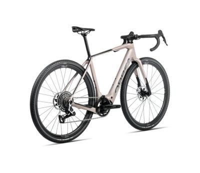 S381TTCC-RC-BACK-DENNA_M11e - 1200 x 800